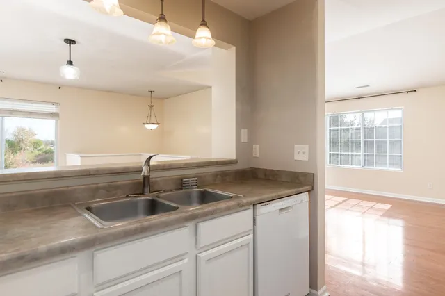 $160,000 | 6538 Commonwealth Drive, Loves Park, IL 61111