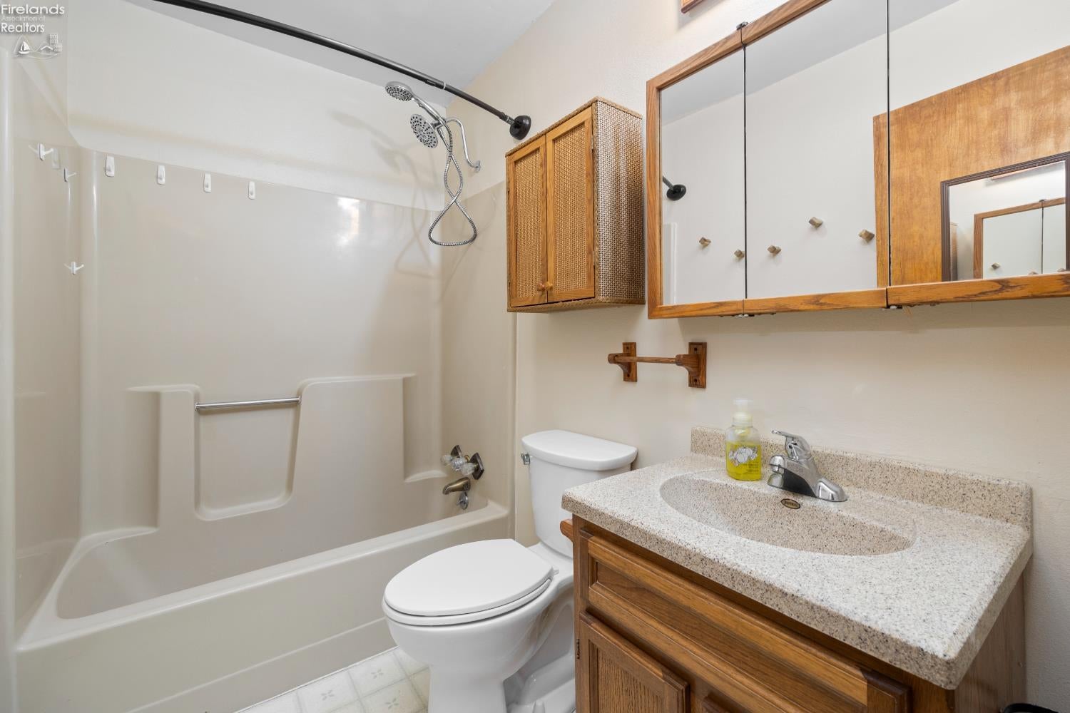 2156 South Oldgate Road Sandusky, OH 44870 - Photo 20 of 36 Gallery Image 20