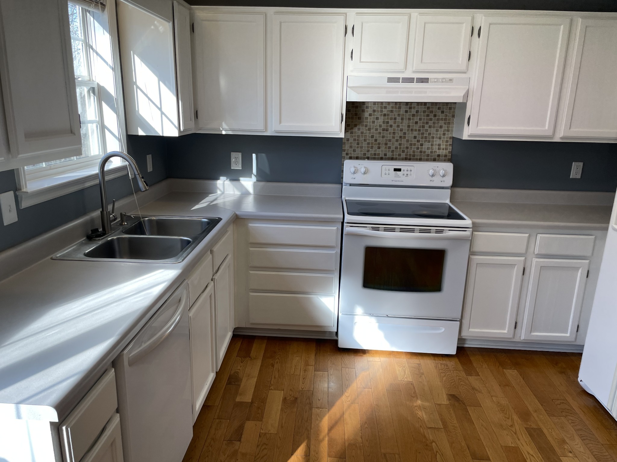 129 Robinson Road Dickson, TN 37055 - Photo 14 of 27 Gallery Image 14