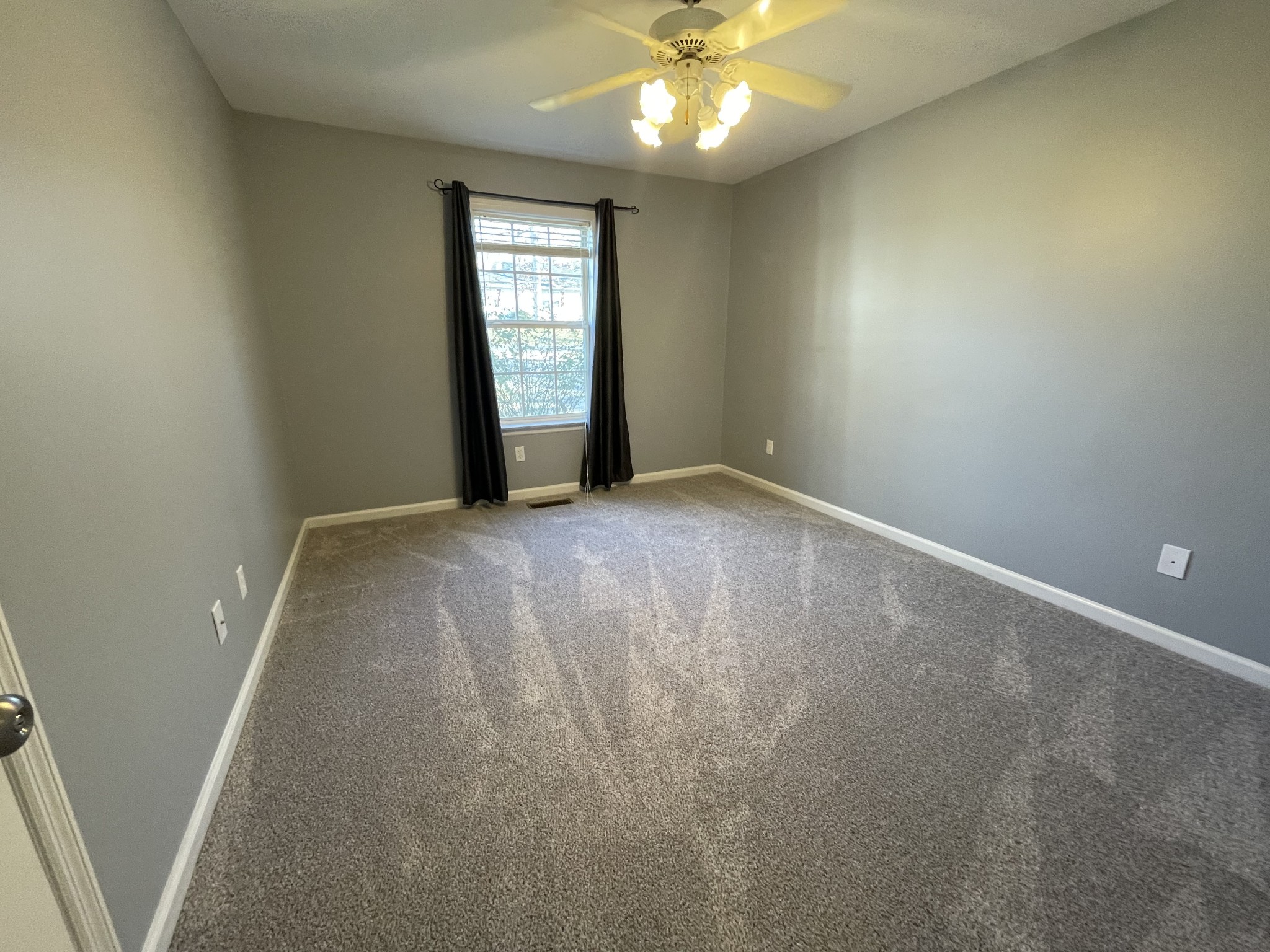 129 Robinson Road Dickson, TN 37055 - Photo 19 of 27 Gallery Image 19
