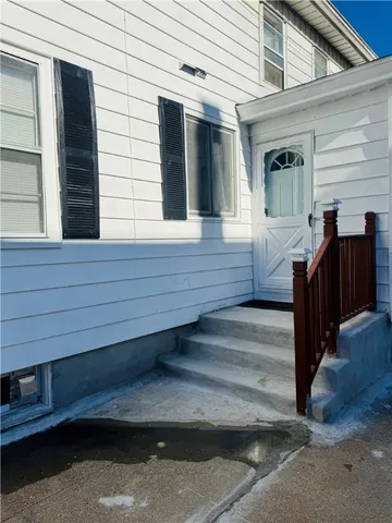 $2,300 | 63 Walnut Street, Johnston, RI 02919