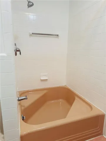 $2,300 | 63 Walnut Street, Johnston, RI 02919