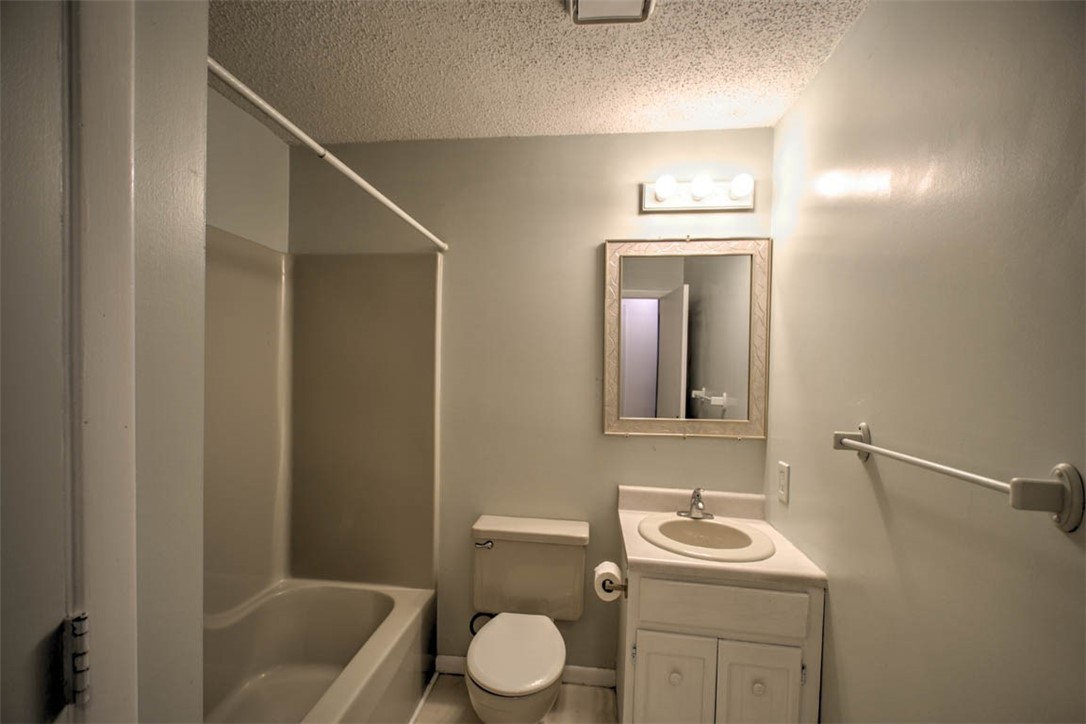 870 South Green Meadow Drive Decatur, IL 62521 - Photo 21 of 27