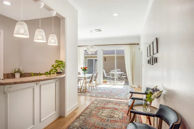 $6,500 | 354 Tealwood Drive, Houston, TX 77024