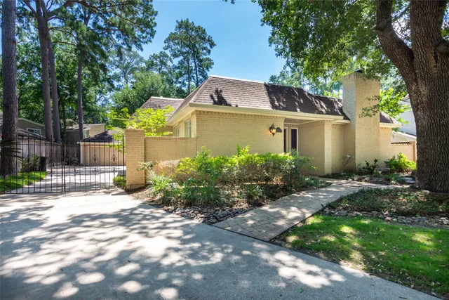 $6,500 | 354 Tealwood Drive, Houston, TX 77024