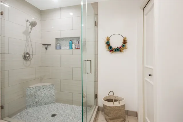 $6,500 | 354 Tealwood Drive, Houston, TX 77024