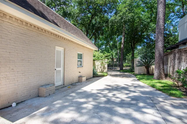 $6,500 | 354 Tealwood Drive, Houston, TX 77024