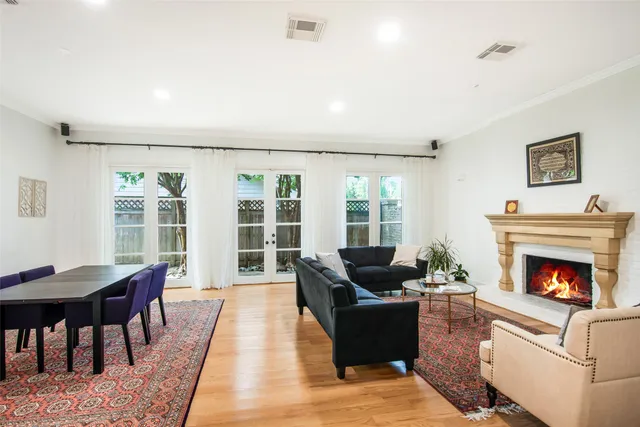 $6,500 | 354 Tealwood Drive, Houston, TX 77024