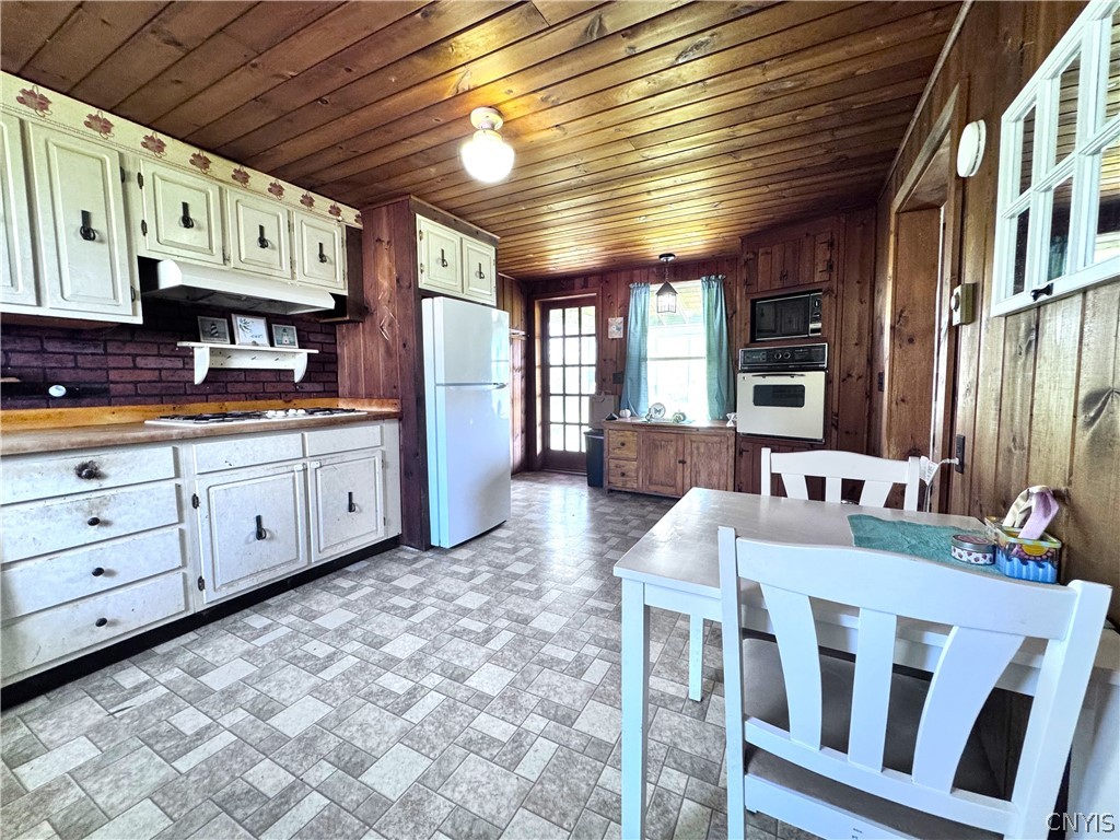 933 Hillsboro Road Camden, NY 13316 - Photo 18 of 41