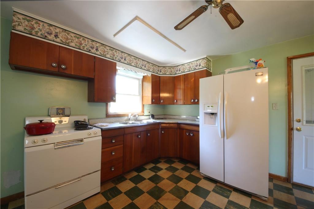 5726 South High School Road Indianapolis, IN 46221 - Photo 5 of 13 Gallery Image 5