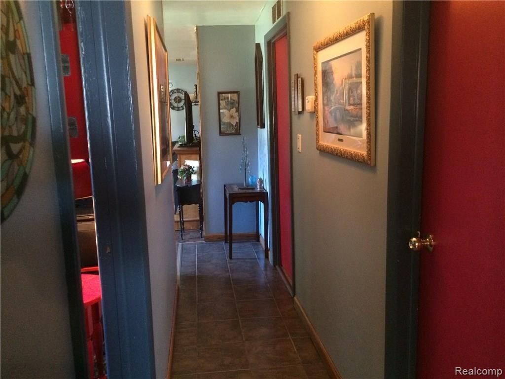 21265 Waltz Road New Boston, MI 48164 - Photo 15 of 18 IMG_1636.JPG