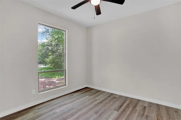 $1,600 | 705 East Hanna Street, Denison, TX 75021
