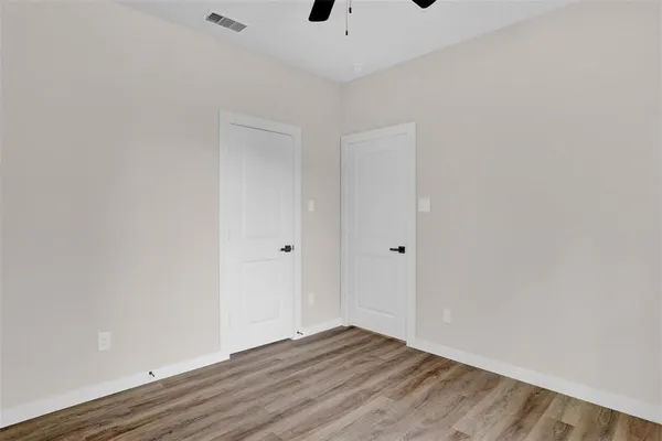 $1,600 | 705 East Hanna Street, Denison, TX 75021