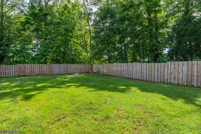 25 South Shore Road Denville, NJ 07834 - Photo 15 of 36 Gallery Image 15