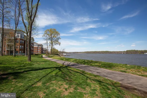 $625,000 | 485 Harbor Side Street, Unit 914, Woodbridge, VA 22191