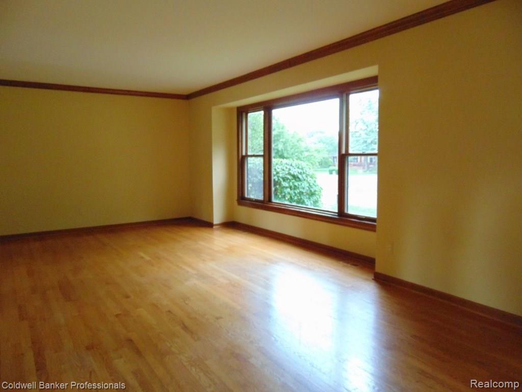 21237 Parklane Road Farmington Hills, MI 48335 - Photo 41 of 56