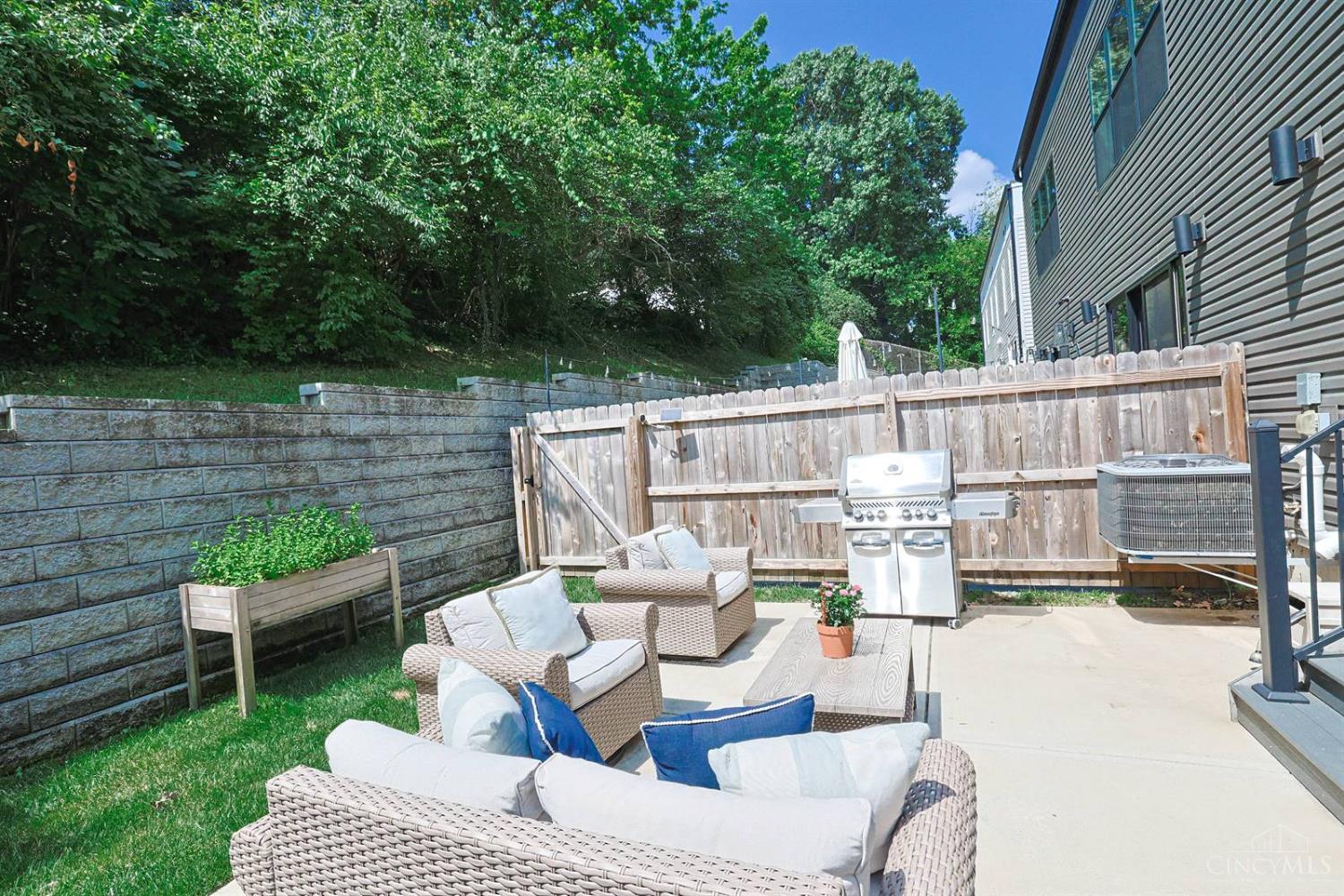 3647 Brotherton Road, Unit C Cincinnati, OH 45209 - Photo 41 of 47