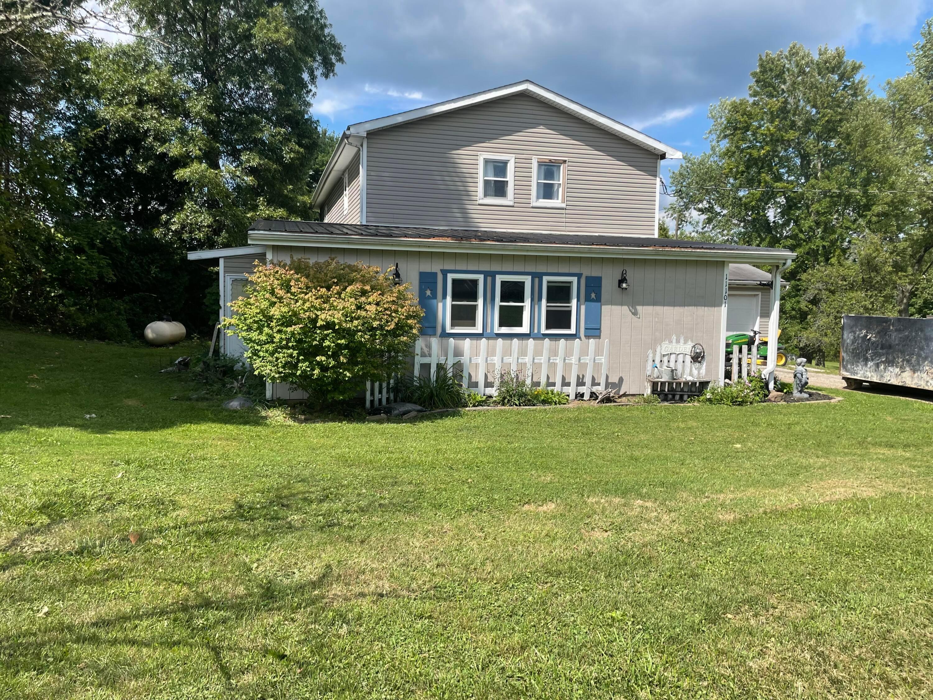 11101 New Delaware Road Mount Vernon, OH 43050 - Photo 2 of 31 IMG_8574