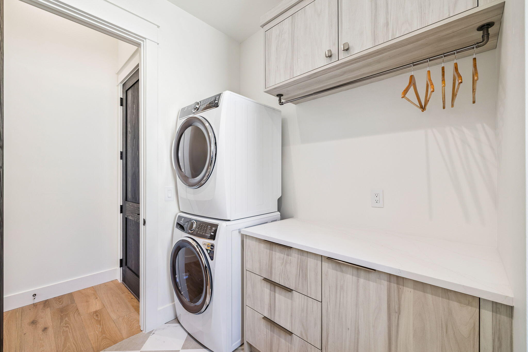 672 North Walton Lakeshore Dr Inlet Beach Inlet Beach, FL 32461 - Photo 29 of 88 a utility room with dryer and washer