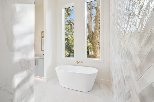 $3,850,000 | 672 North Walton Lakeshore Dr Inlet Beach, Inlet Beach, FL 32461