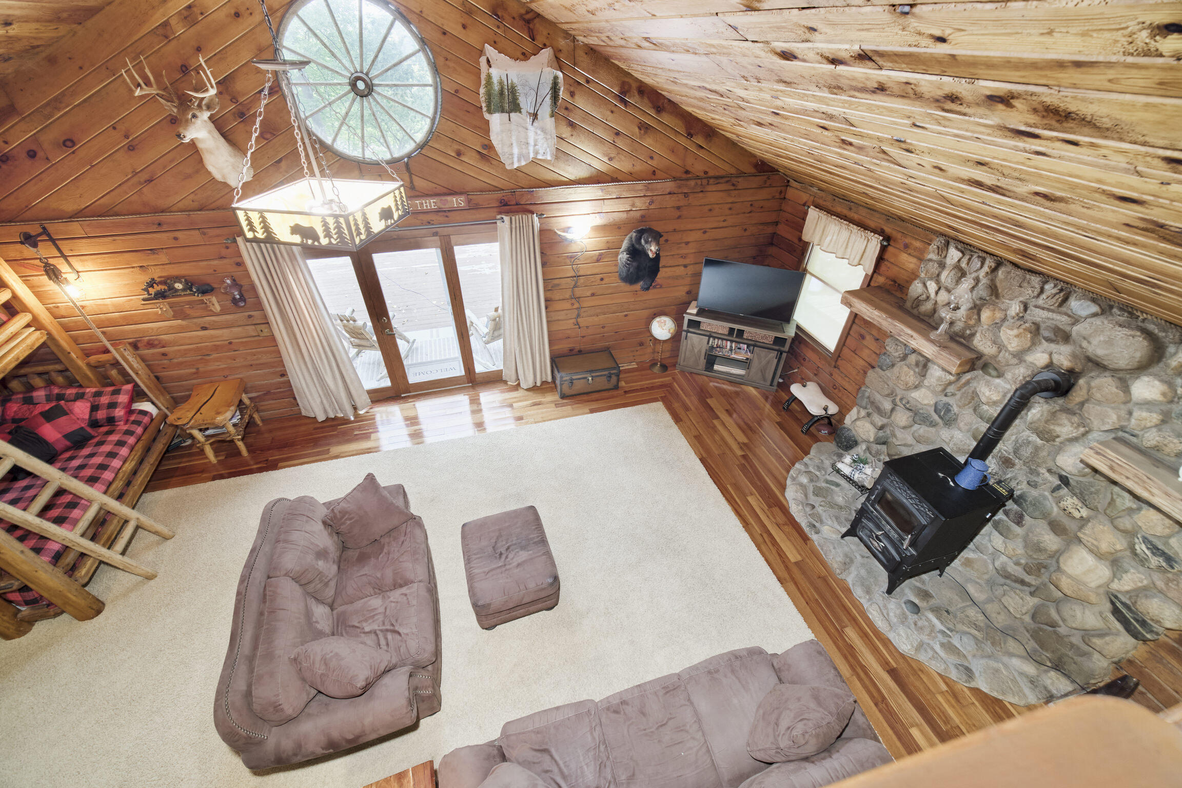 1384 Olson Road Manistee, MI 49660 - Photo 17 of 72 Living Room
