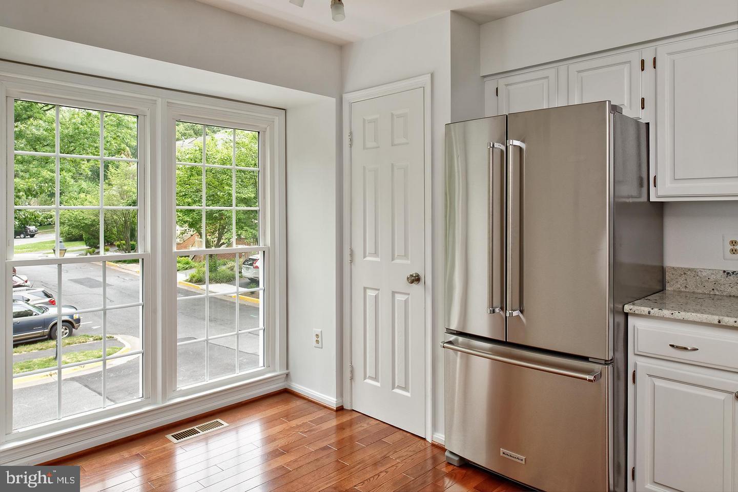 11729 Great Owl Circle Reston, VA 20194 - Photo 4 of 10