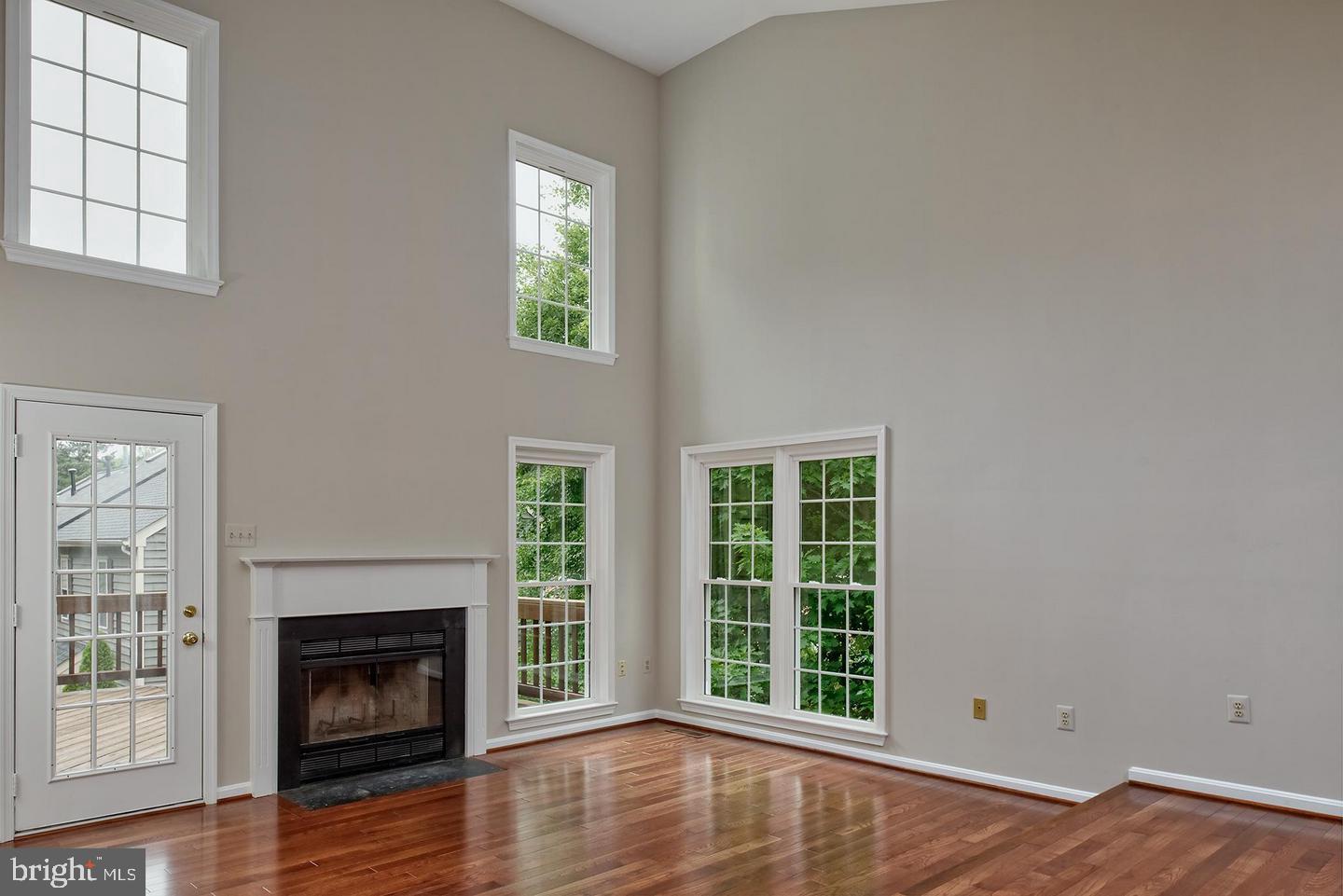 11729 Great Owl Circle Reston, VA 20194 - Photo 5 of 10