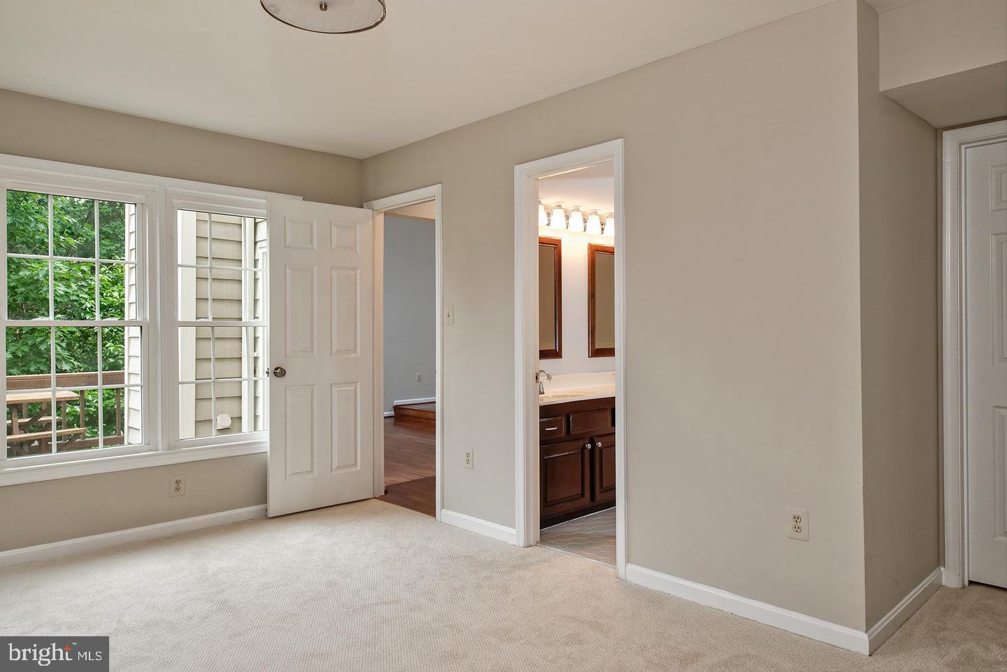 11729 Great Owl Circle Reston, VA 20194 - Photo 7 of 10