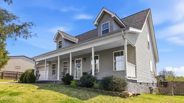 $525,000 | 1435 Club Drive, Loudon, TN 37774