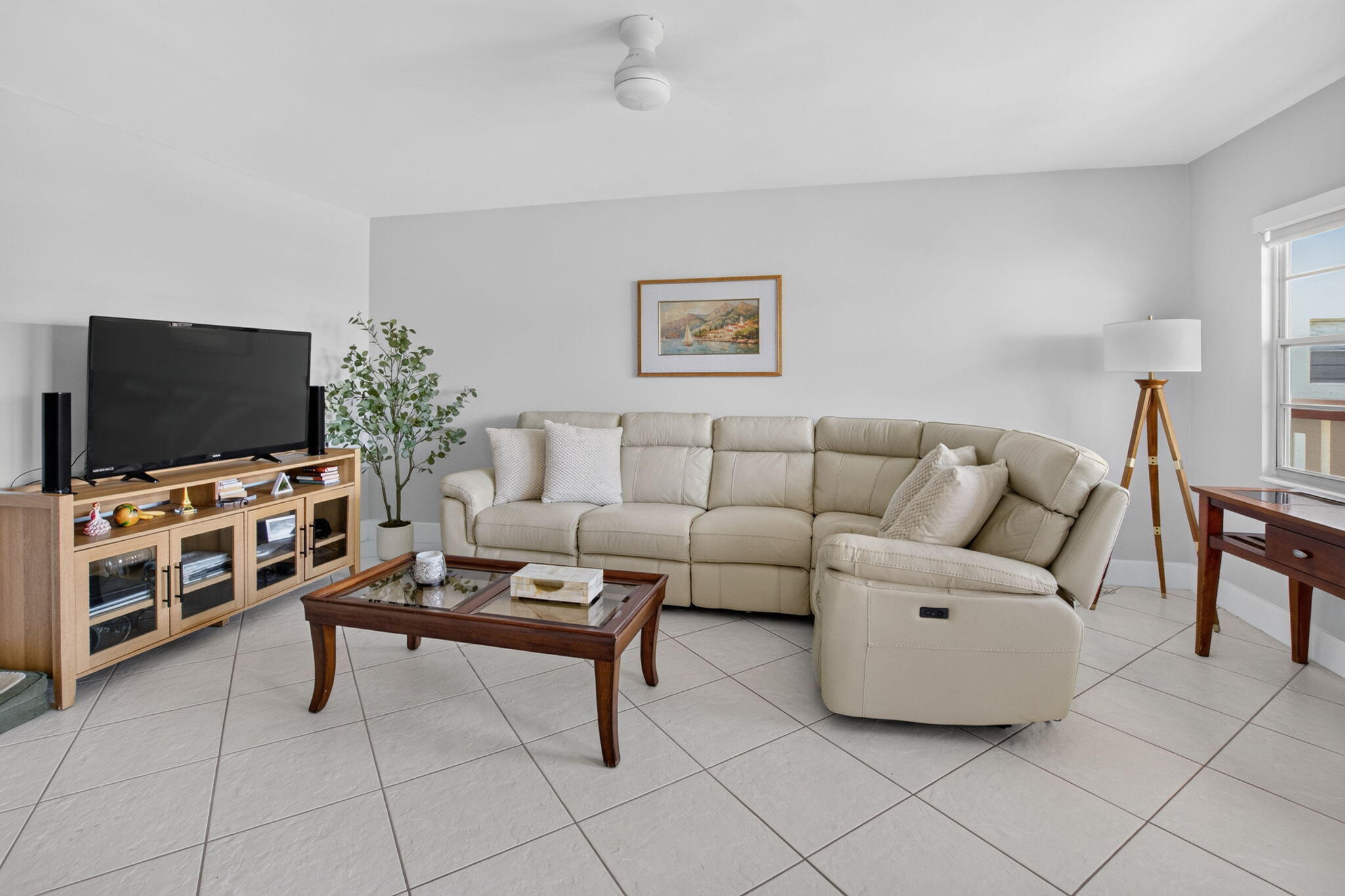 236 Preston Way, Unit F Boca Raton, FL 33434 - Photo 9 of 87 9-web-or-mls-DSC_0503