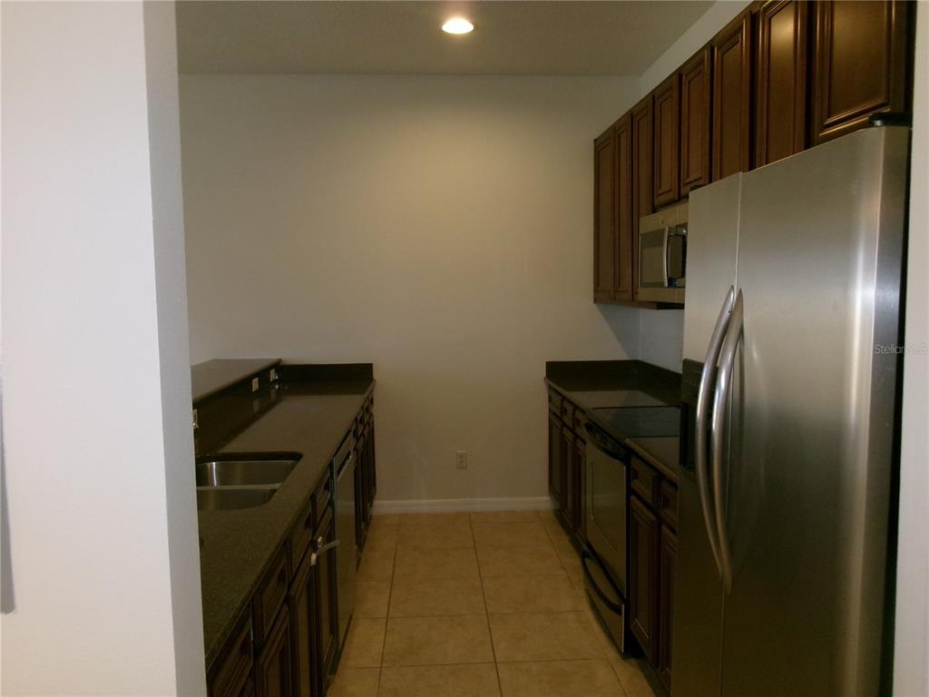 8969 Majesty Palm Road Kissimmee, FL 34747 - Photo 13 of 47