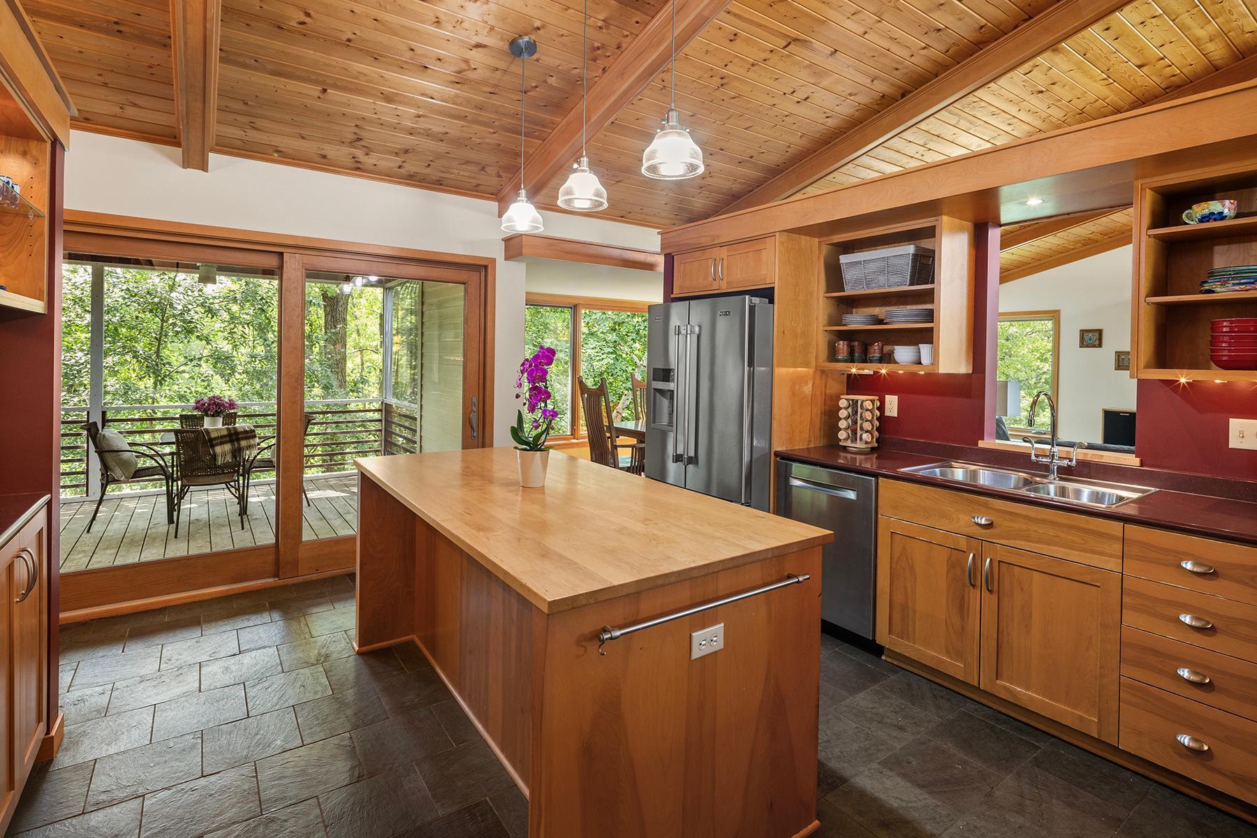 6 Robb Farm Road North Oaks, MN 55127 - Photo 21 of 48 Gallery Image 21