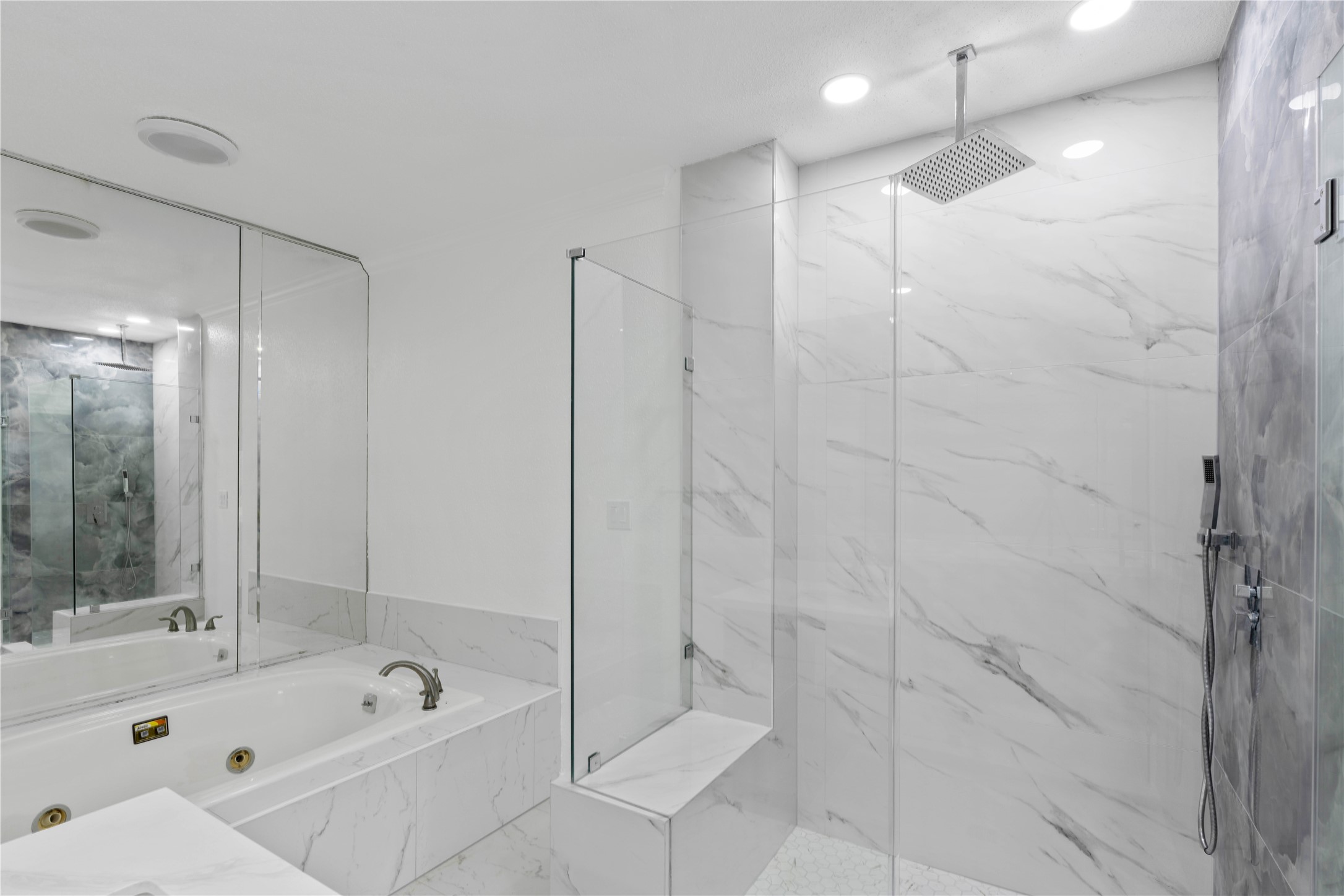 6000 Reims Road, Unit 2005 Houston, TX 77036 - Photo 23 of 28 a bathroom with a shower a bathtub and a shower