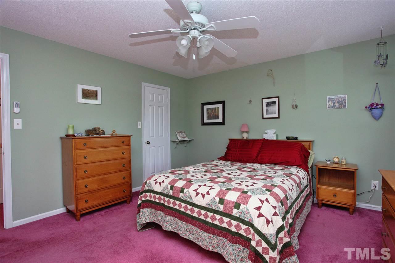 4304 Old Colony Road Raleigh, NC 27613 - Photo 14 of 25