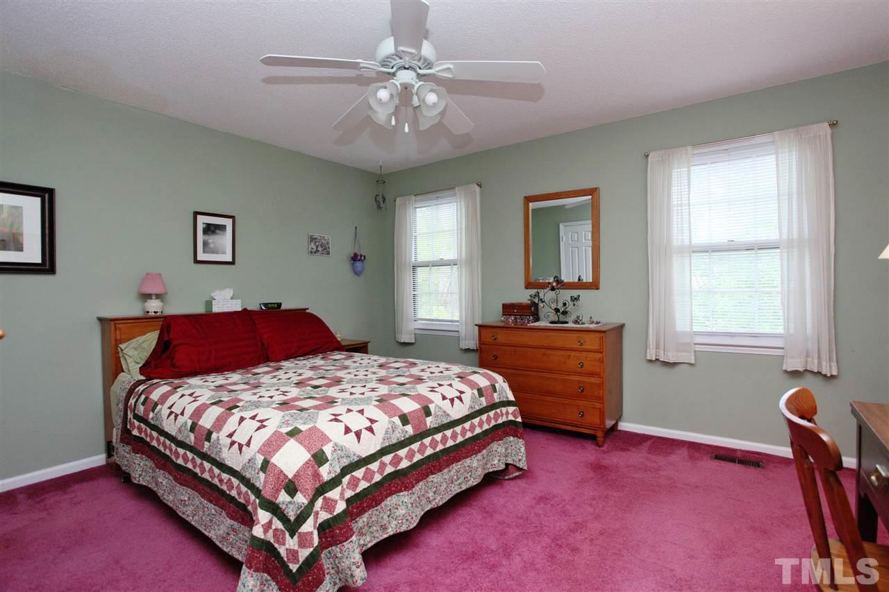 4304 Old Colony Road Raleigh, NC 27613 - Photo 15 of 25