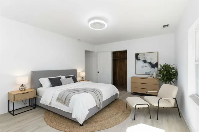 $275,000 | 3229 Meadow Oaks Drive, Haltom City, TX 76117