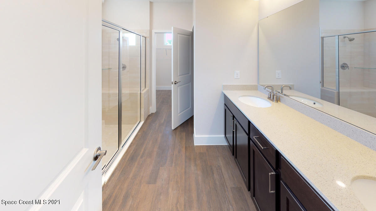 571 Town Road Southwest Palm Bay, FL 32908 - Photo 16 of 18 Brite-2149-Master-Bathroom
