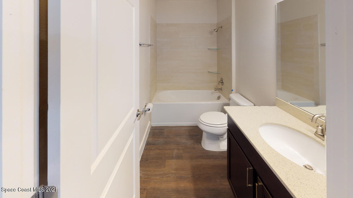 571 Town Road Southwest Palm Bay, FL 32908 - Photo 3 of 18 Brite-2149-Bathroom-2