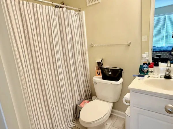 $208,000 | 1725 Harvey Mitchell Parkway South, Unit 628, College Station, TX 77840