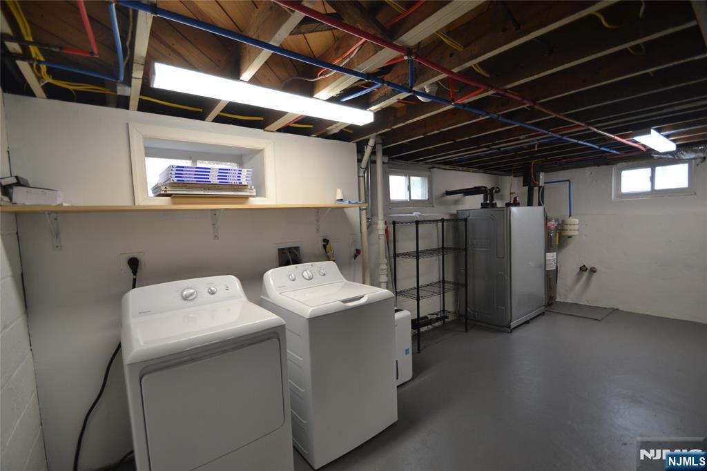 454 Rifle Camp Road Woodland Park, NJ 07424 - Photo 17 of 27