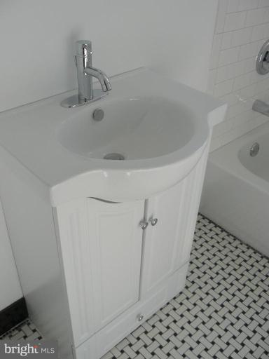 104 53rd Street Northeast Washington, DC 20019 - Photo 12 of 30 Bath #3