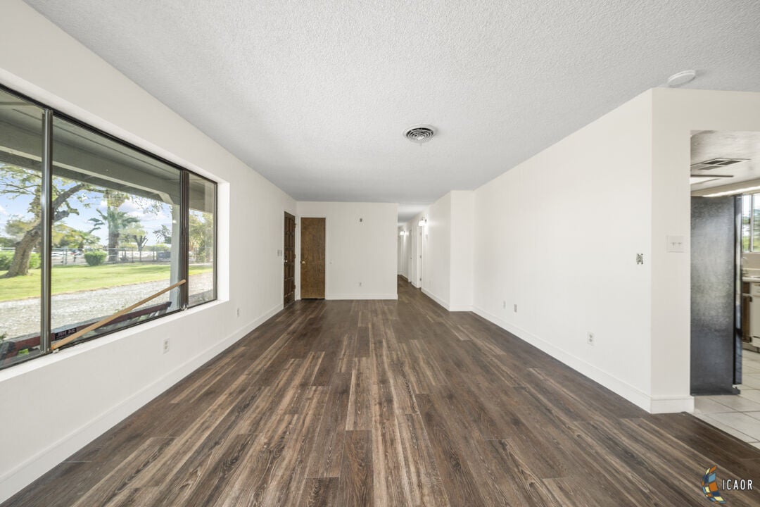 591 West Murphy Road Imperial, CA 92251 - Photo 11 of 41 Gallery Image 11