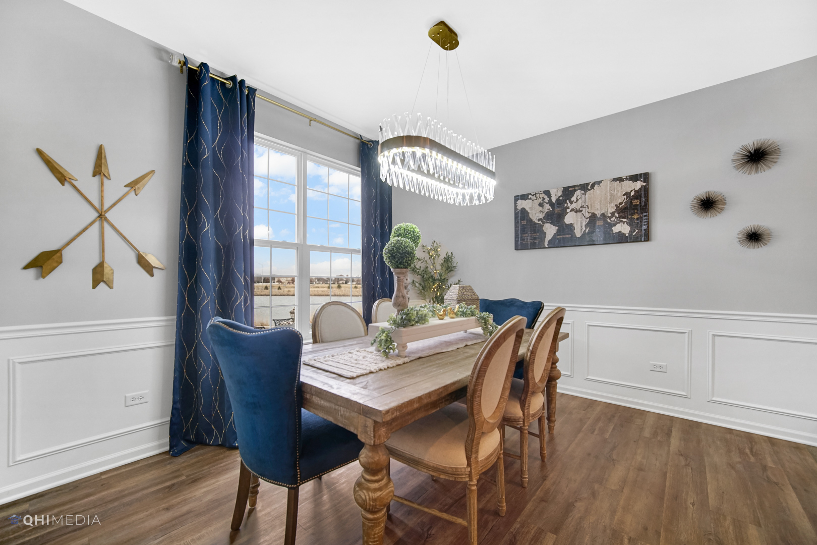 16017 Longcommon Lane Plainfield, IL 60586 - Photo 9 of 22 a view of a dining room with furniture and wooden floor