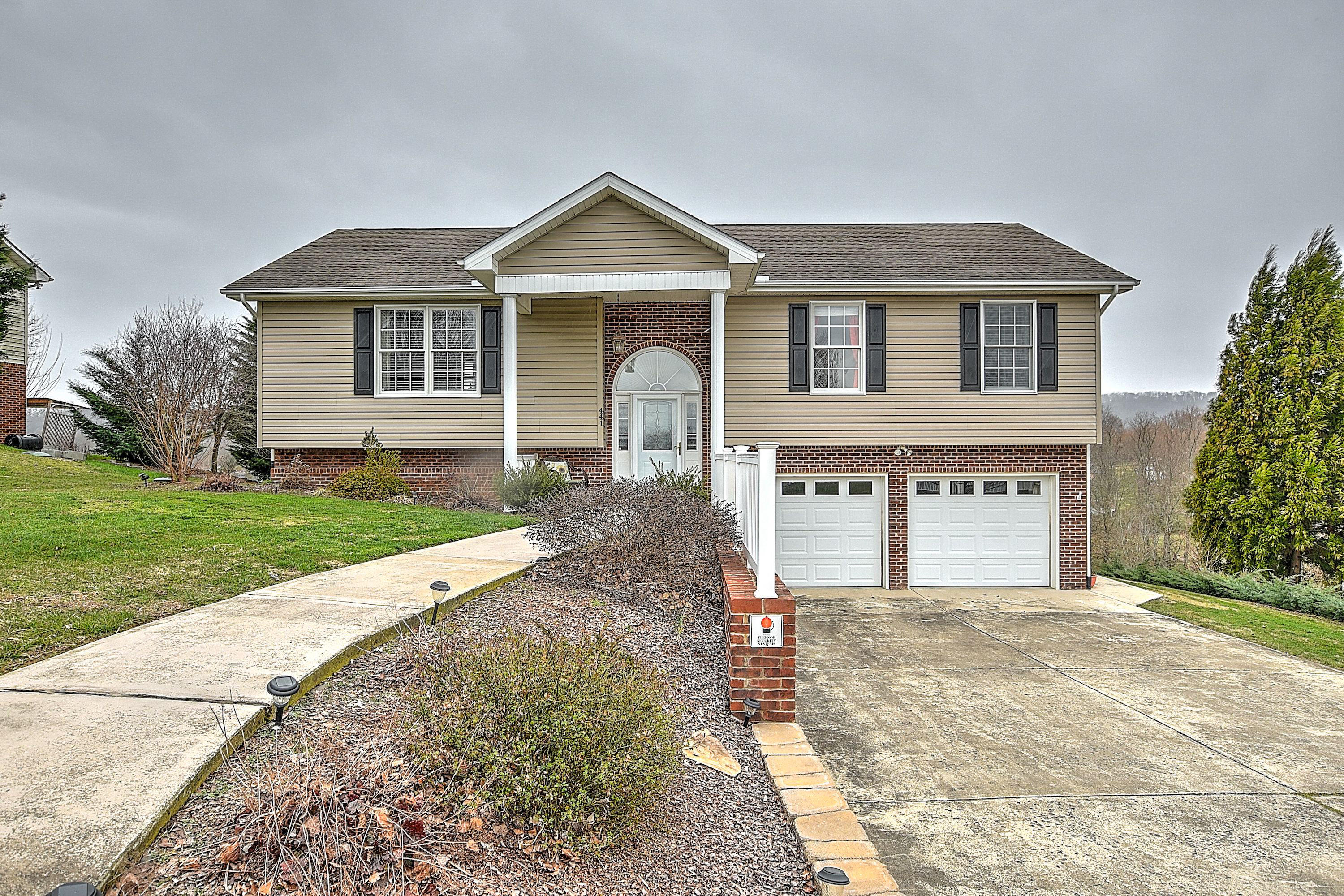 441 East Ridges Drive Chuckey, TN 37641 - Photo 2 of 44 441 E Ridges-2