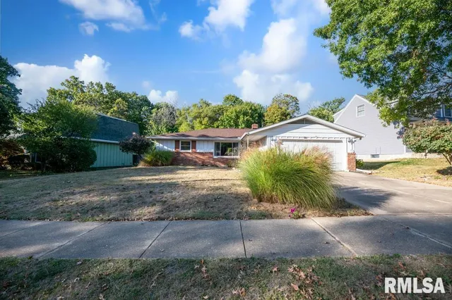 $159,900 | 3347 West Saymore Lane, Peoria, IL 61615