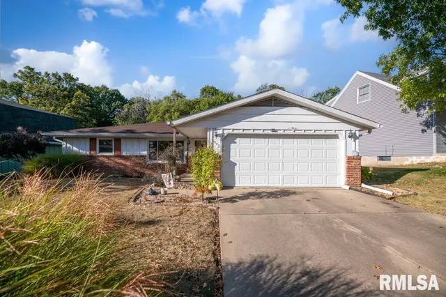 $159,900 | 3347 West Saymore Lane, Peoria, IL 61615