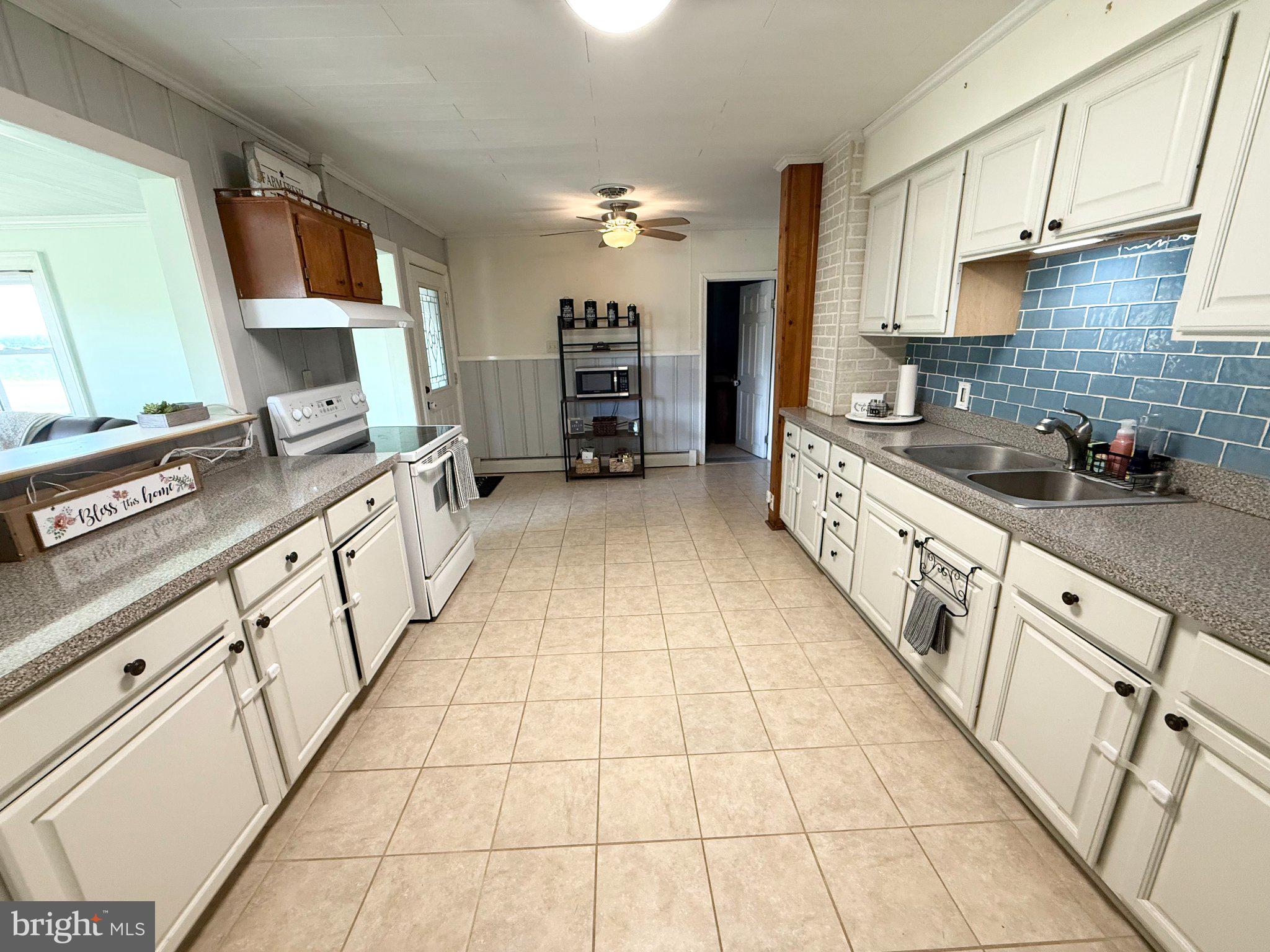 504 Sunset Boulevard Ridgely, MD 21660 - Photo 20 of 29 Kitchen