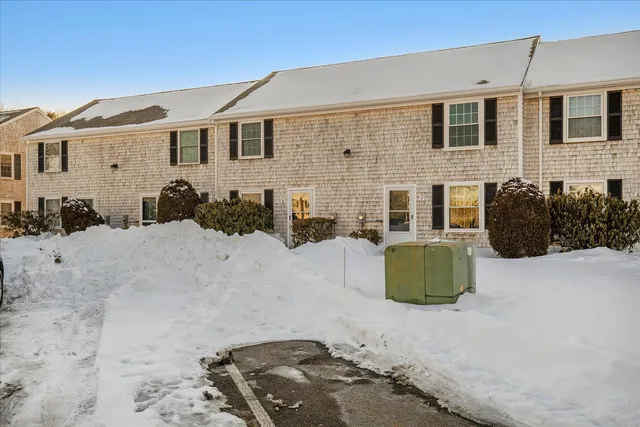 $359,000 | 135 West Main Street, Unit 7, Hyannis, MA 02601