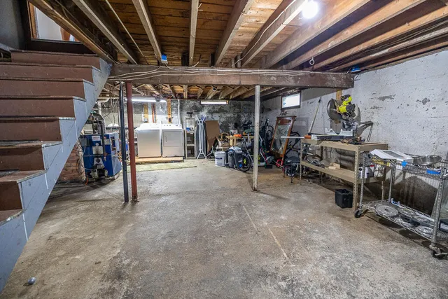 $254,000 | 28 Mathews Avenue, Waterville, ME 04901