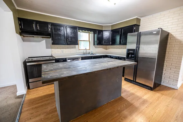 $254,000 | 28 Mathews Avenue, Waterville, ME 04901